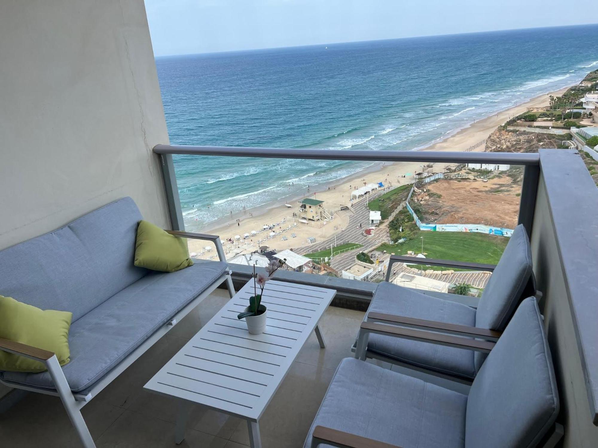 Luxury Sea View Apartment Herzelia Eksteriør bilde